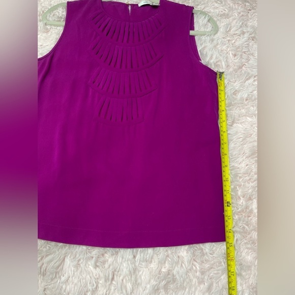 Diane Von Furstenberg 100% Silk Kaley Lily Crepe Sleeveless Purple Blouse Size 4 - Picture 12 of 14